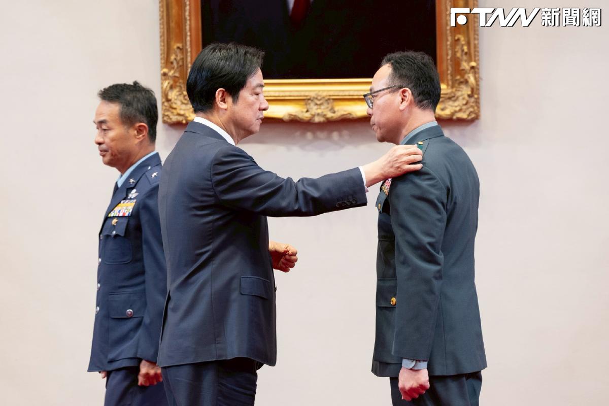 習近平連拔軍委五虎將震驚全球　賴清德授階六將軍布局國軍韌性