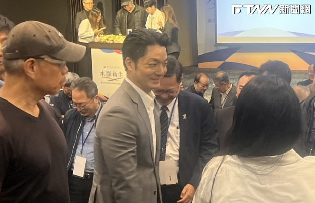 柯文哲點名3縣市恐藍轉綠 發揮外溢效應助選？蔣萬安搬出「宜蘭女婿」回應