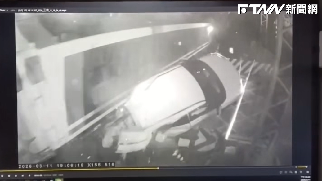 溜班秒出事！新埔站長早退「開車闖平交道」遭撞　台鐵火速免職、記2大過