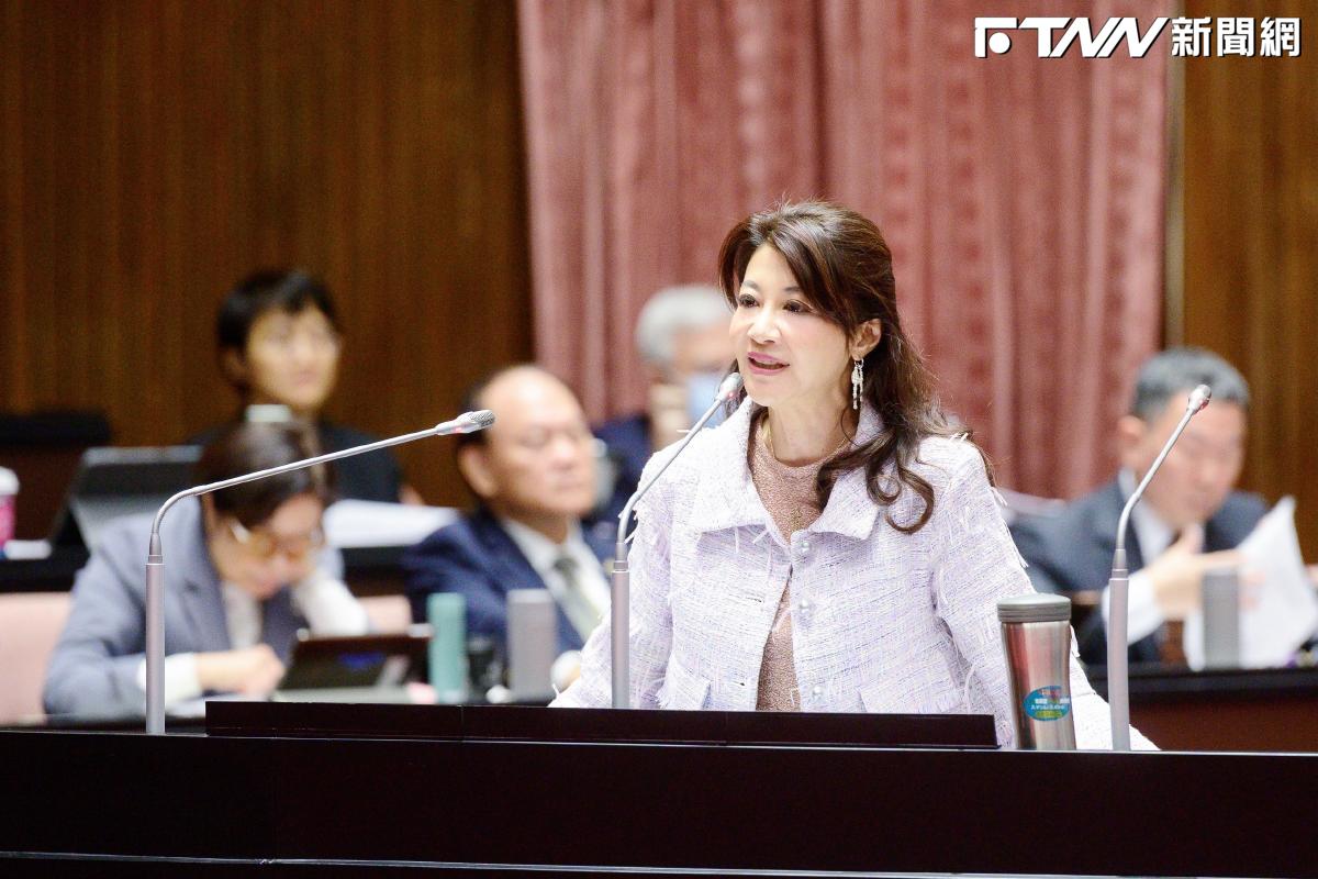 中選會成了白藍機關？她點名藍白合演政治詐騙：恐幫李貞秀洗白