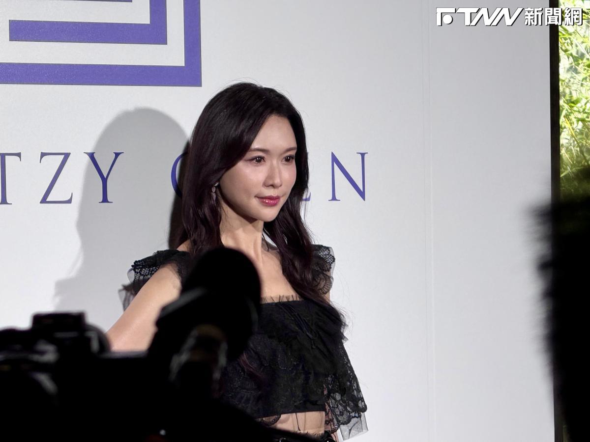 林志玲絕美現身公益活動！談與兒子暖心互動　笑容藏不住