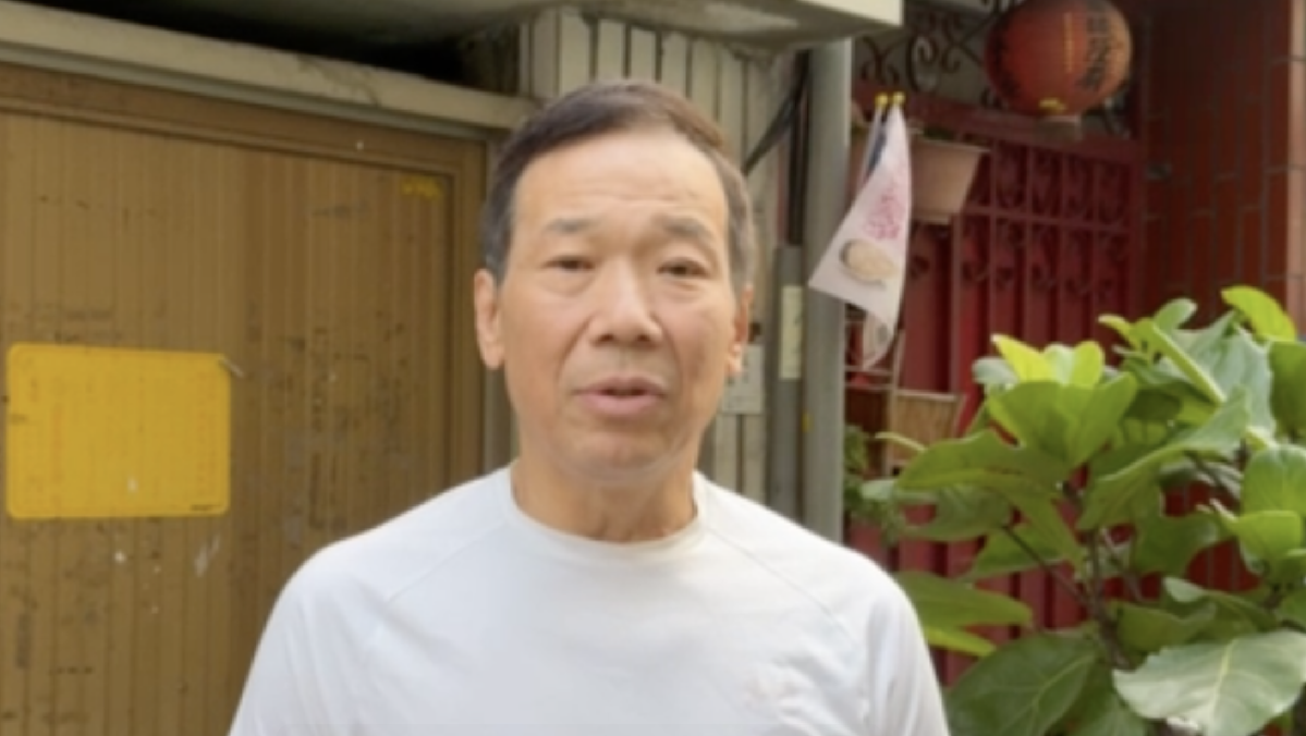 被李貞秀嗆「那條狗」！鍾小平急喊「戴錫欽快帶我去植入晶片」：不然要罰1萬5千元